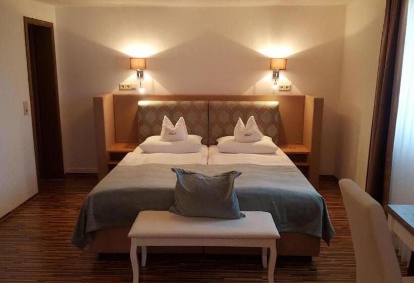 Pensão Gasthaus Zum Hirschen