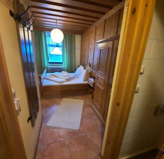 ペンション Gasthof Zur Post