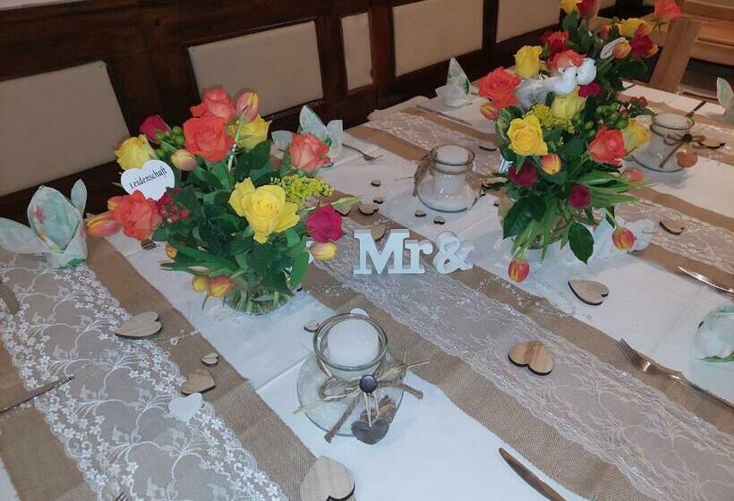 ペンション Gasthof Zur Post