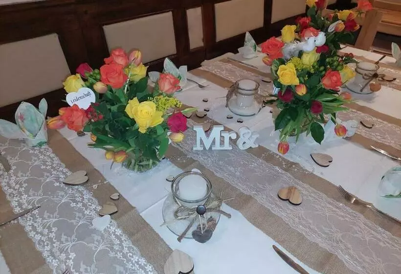 ペンション Gasthof Zur Post