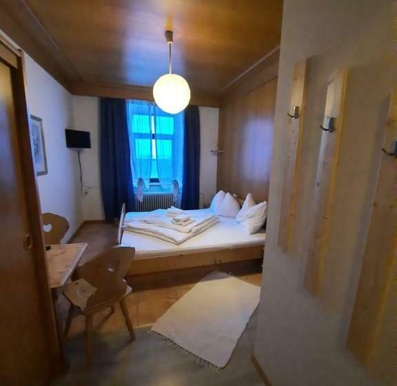 ペンション Gasthof Zur Post