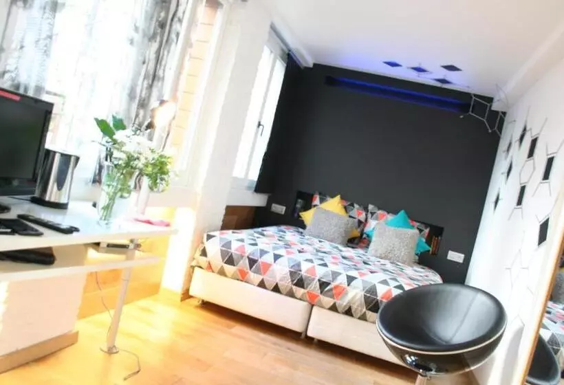 پانسیون Bxlroom Guesthouse