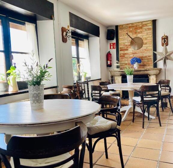 膳宿费 Posada Mellante