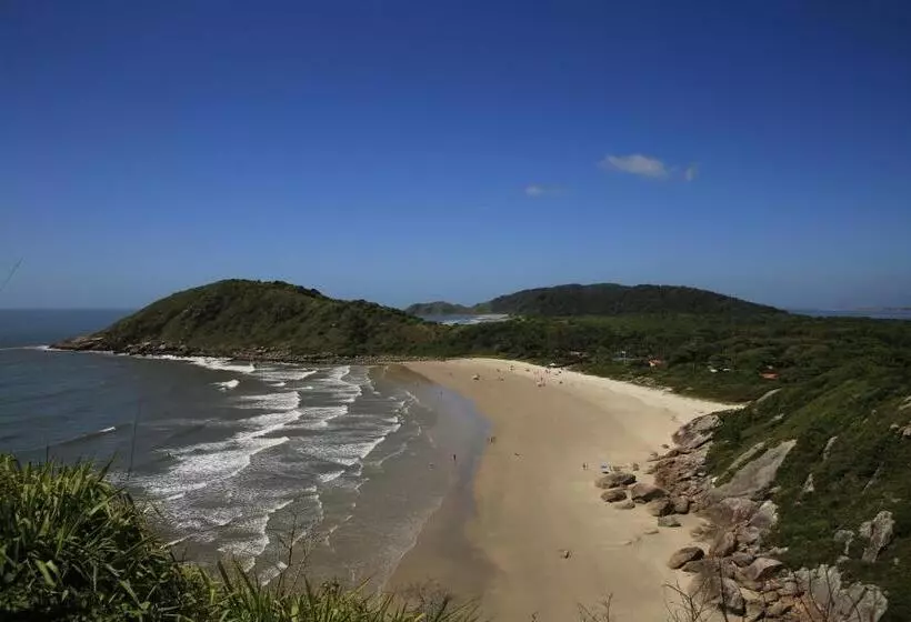 ペンション Pousada éphira