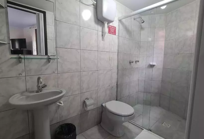 ペンション Pousada éphira