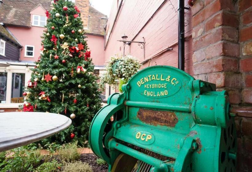 פנסיון The Limes