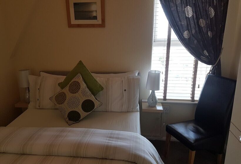 Пансион The Trelinda Guest House