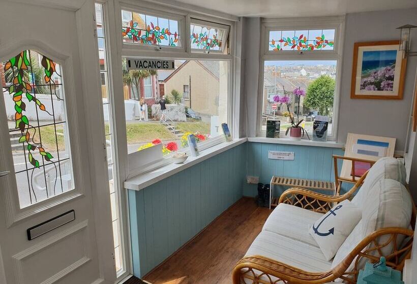 Пансион The Trelinda Guest House