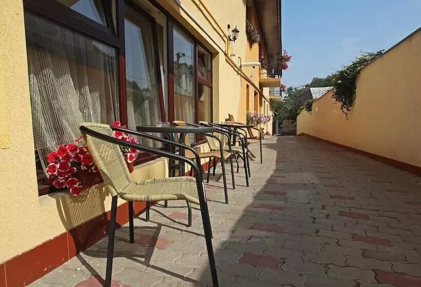 Pension Mora
