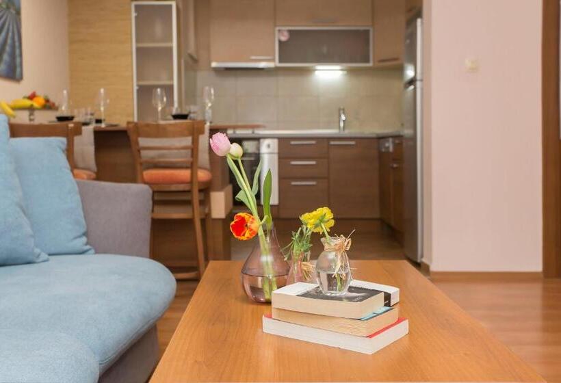 Sofia Central Hotel Apartments