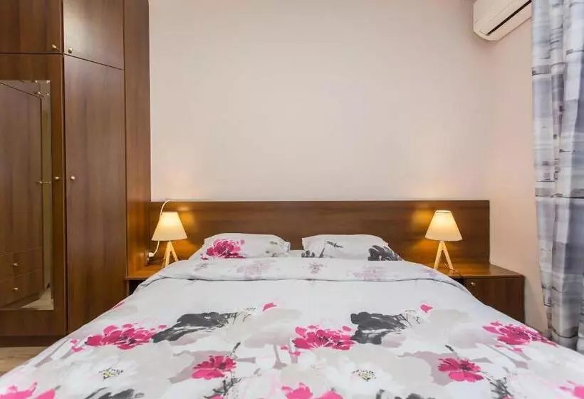 Sofia Central Hotel Apartments