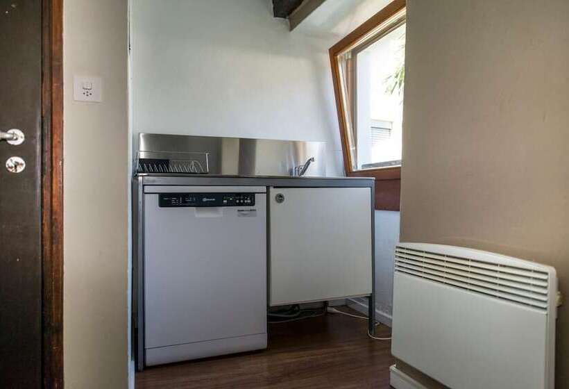 ユースホステル Alloggi Alla Cantina