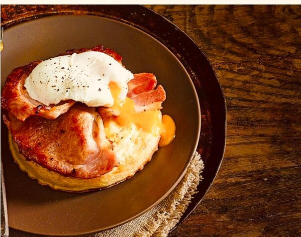 فندق صغير The Crown & Anchor