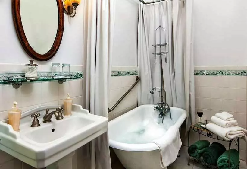 Retkeilymaja The Inn At Locke House