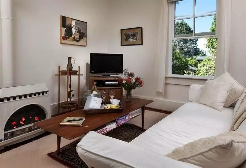 Retkeilymaja The Inn At Locke House