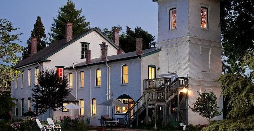 호스텔 The Inn At Locke House