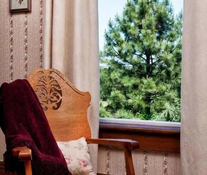 Retkeilymaja The Inn At Locke House