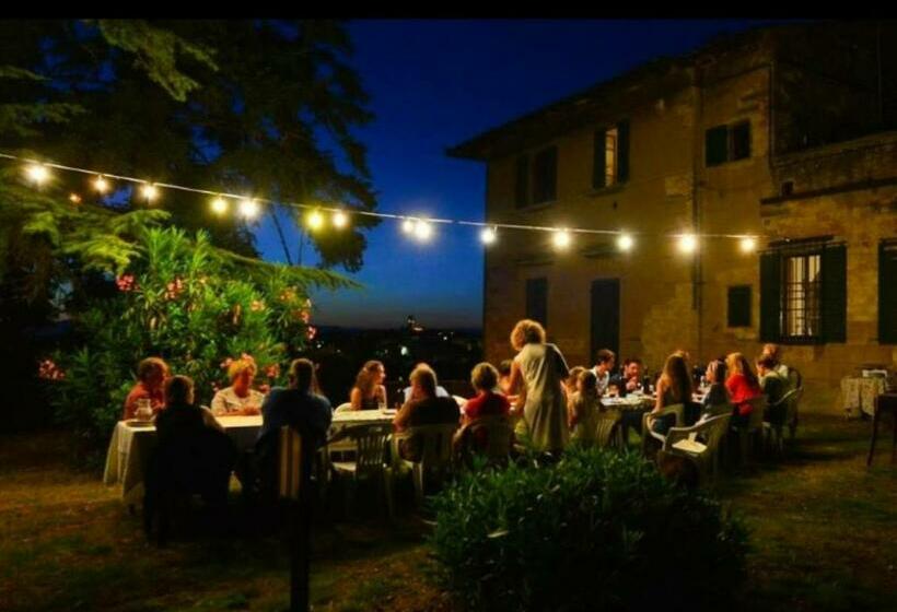 호텔 Agriturismo Le Ginestruzze