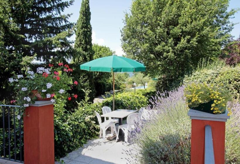 בית מלון כפרי La Vignola