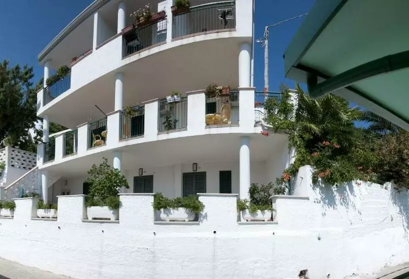 Hotelli Pensione San Michele