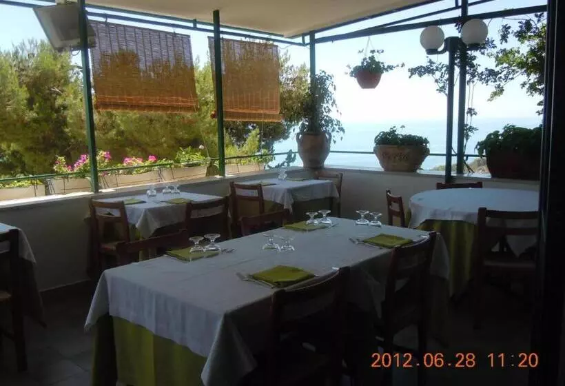 Hotelli Pensione San Michele