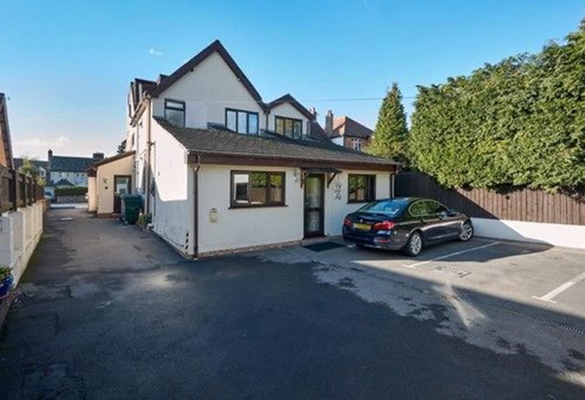 بنسيون Conifers Guest House