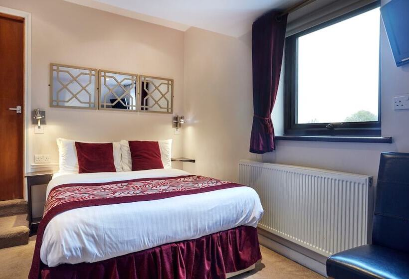 بنسيون Conifers Guest House