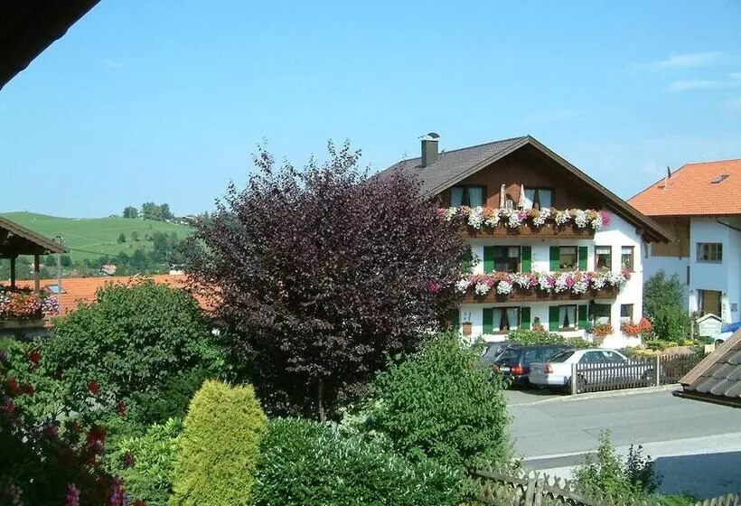پانسیون Gästehaus Alpina