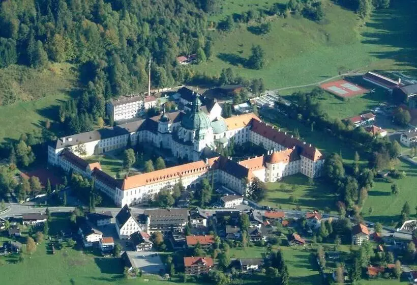 پانسیون Gästehaus Alpina