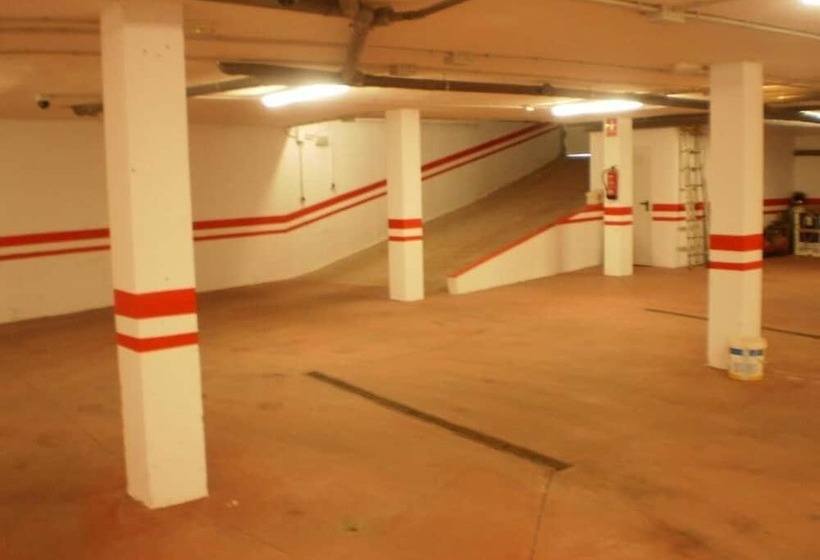 بنسيون Hostal Rica Posada