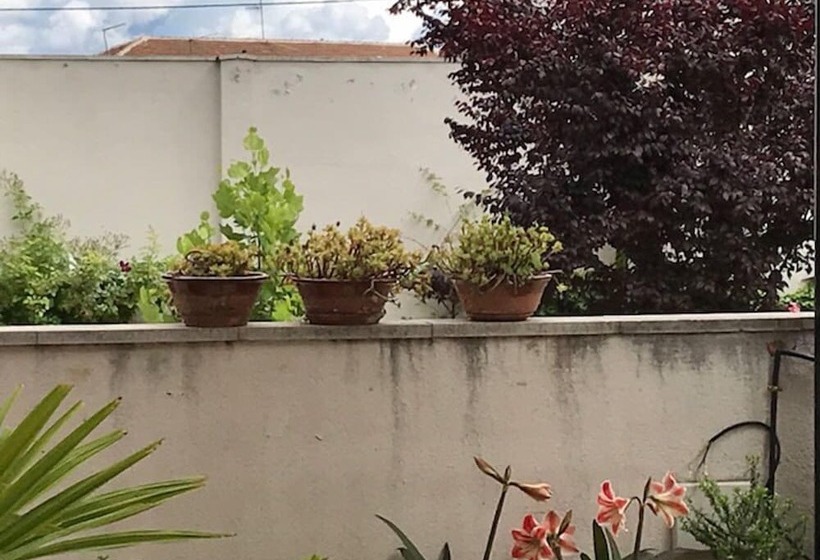 بنسيون Hostal Rica Posada