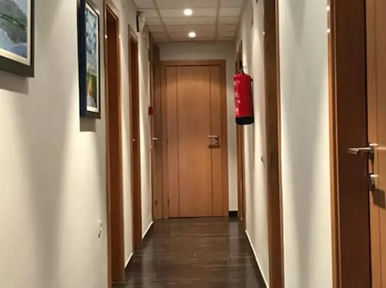 پانسیون Hostal Rica Posada