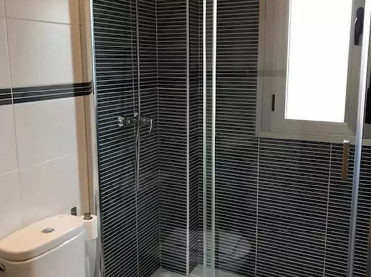 پانسیون Hostal Rica Posada