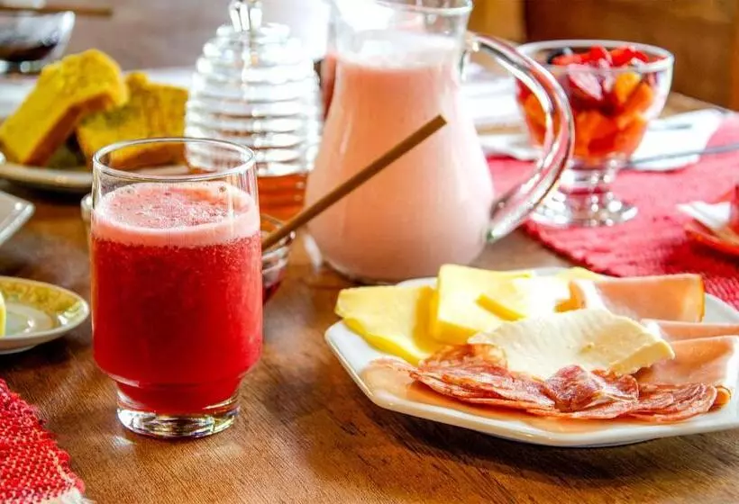 Majatalo Pousada Rancho Das Framboesas