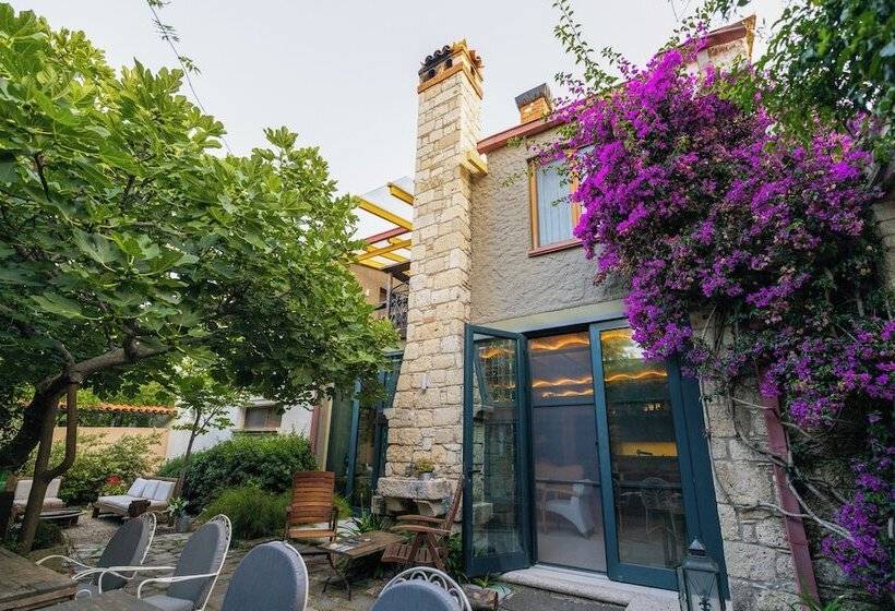 بنسيون Sakin Ev