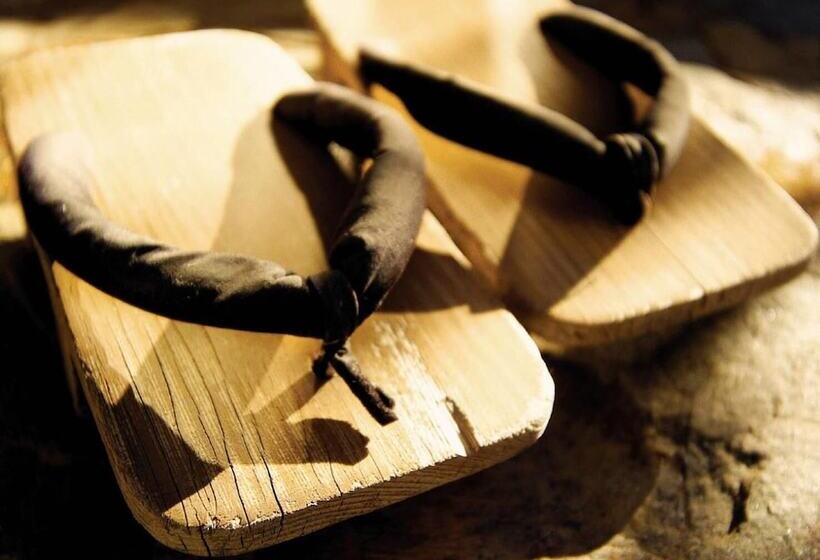 리조트 Shizuka Ryokan Japanese Country Spa & Wellness Retreat