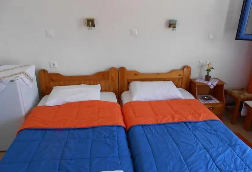 ペンション Nikos Place