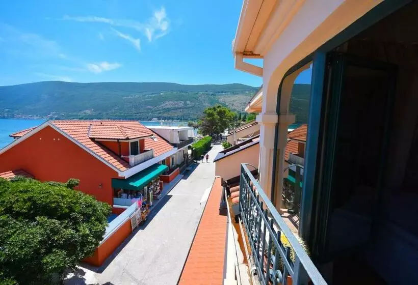 Apartments Grifone Lux