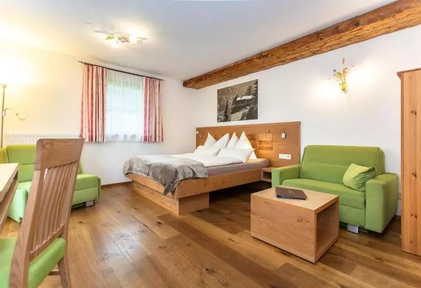 Aamiaismajoitus (B&B) Brandstatthof Leogang