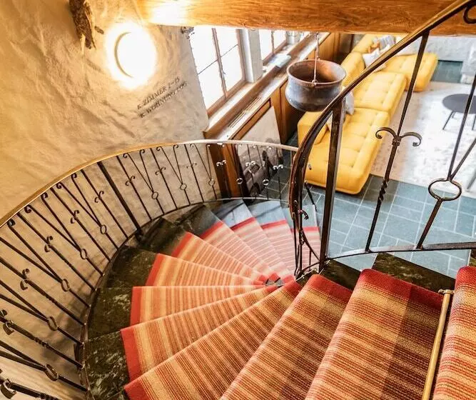 Hotelli Bergidyll   Riders Haven