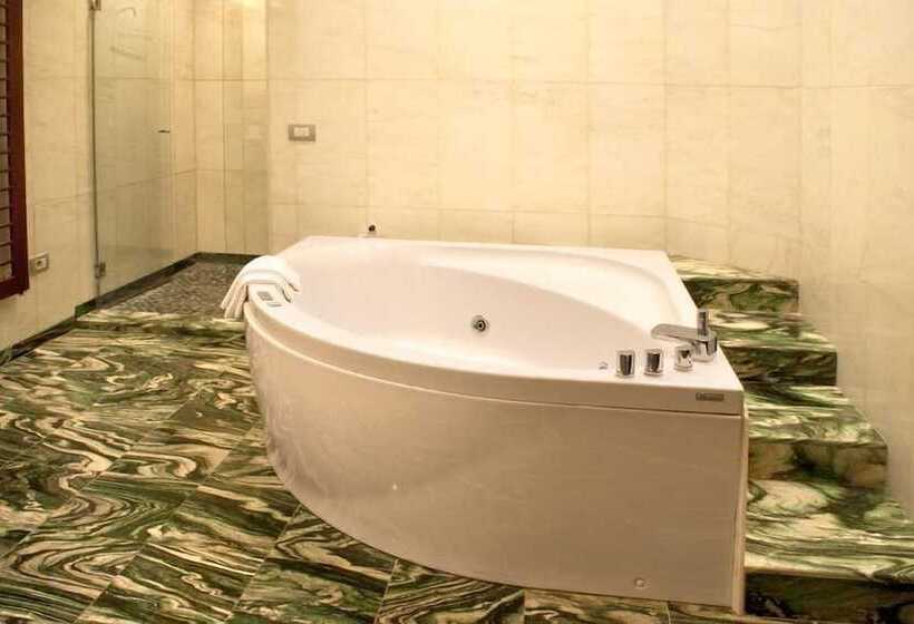 City Centre Rooms And Apartments