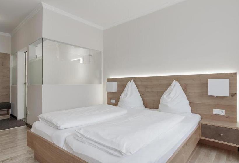 펜션 Frühstückshotel Scharinger