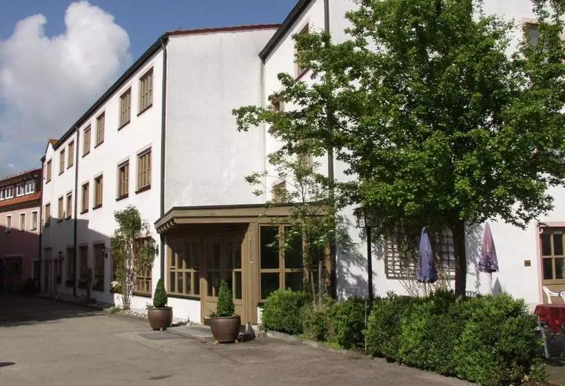 Majatalo Zur Post Garni