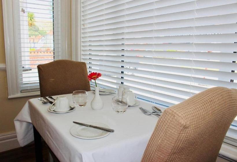 펜션 Cwtch Guesthouse