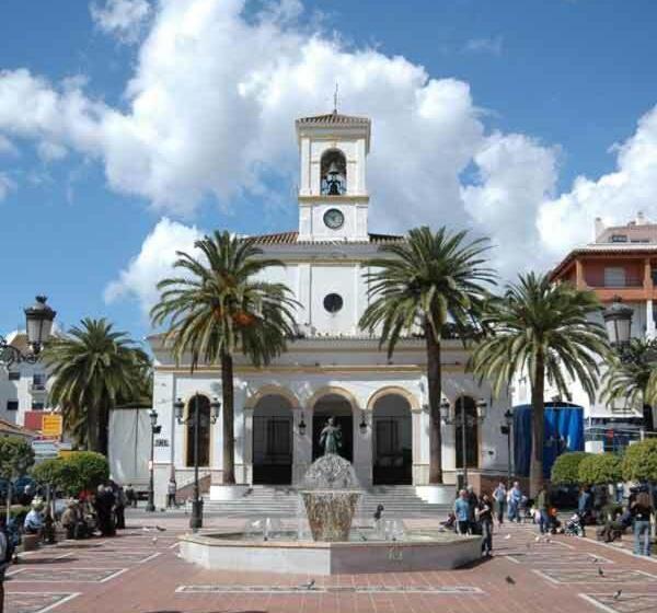 Pensão Hostal La Colonia