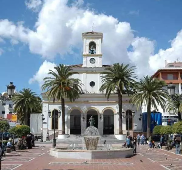 پانسیون Hostal La Colonia