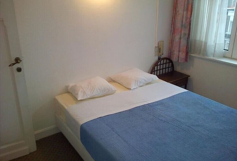 پانسیون Logies Grenadine