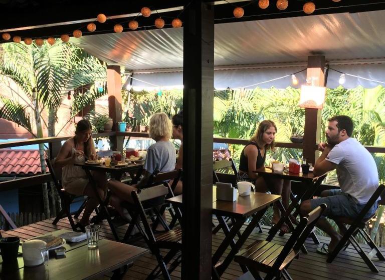 ペンション Pousada Paloma