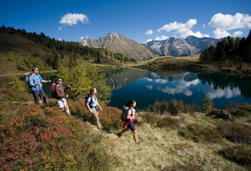 펜션 Privatzimmer Lasshofer