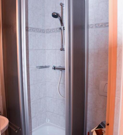 펜션 Privatzimmer Lasshofer